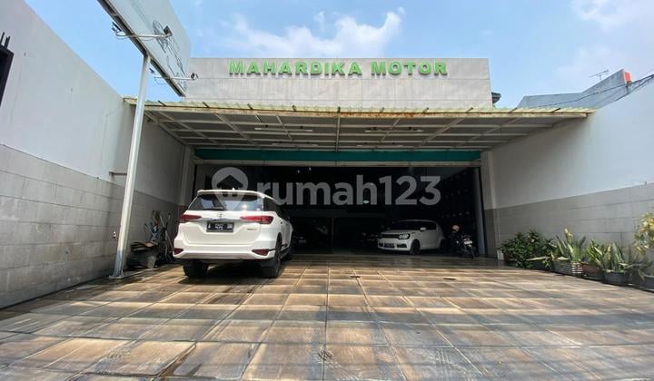 Dijual Cepat Bangunan Ex Showroom Mobil Karawaci - Tangerang