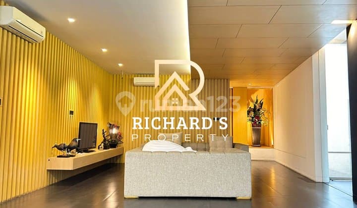 Rumah Mewah Pluit Design Modern 11X20 Hadap Selatan