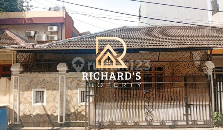 Rumah Rapih Muara Karang 8X15 Hadap Selatan