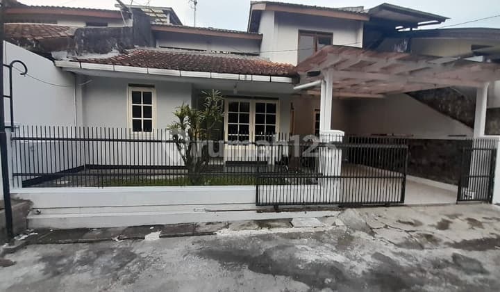 Neat House in Cilengkrang Bandung