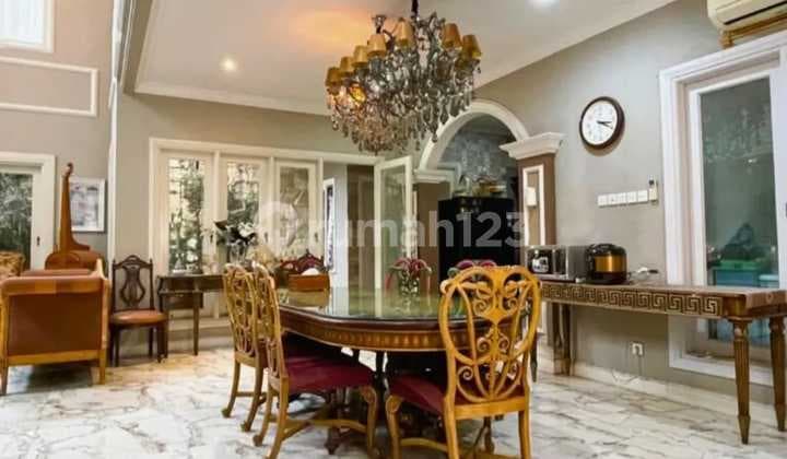 Jual Rumah 2 Lantai Wisata Bukit Mas Semi Furnished Bagus Wiyung