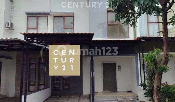 2-Storey House in Jakarta Garden City - Semi Furnished, Carport, Wide Row