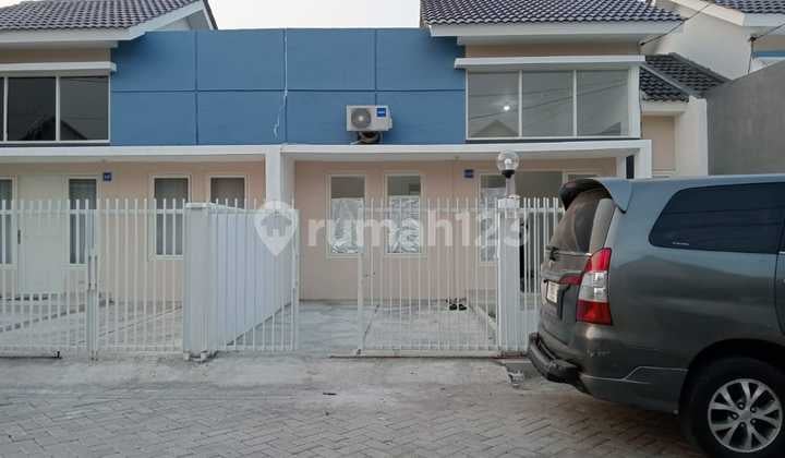 Rumah Baru Siap Huni Green Mansion Juanda Bisa Oper Kredit