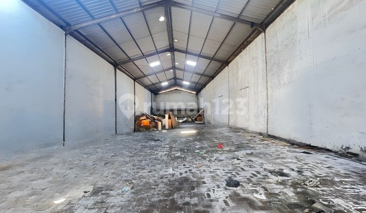 Sell Fast! Cheap Warehouse in Kalianak Permai Surabaya