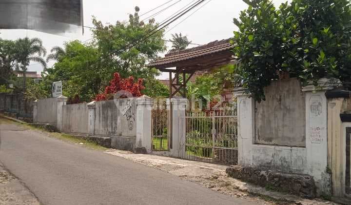 Dijual Cepat Villa di Lokasi Strategis di Jl Jeprah Dekat dengan Jalan Raya Puncak - Cipanas