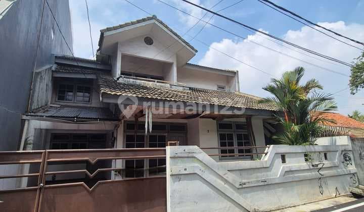 Dijual rumah hitung tanah di lingkungan yang tenang di Cideng, jakarta pusat