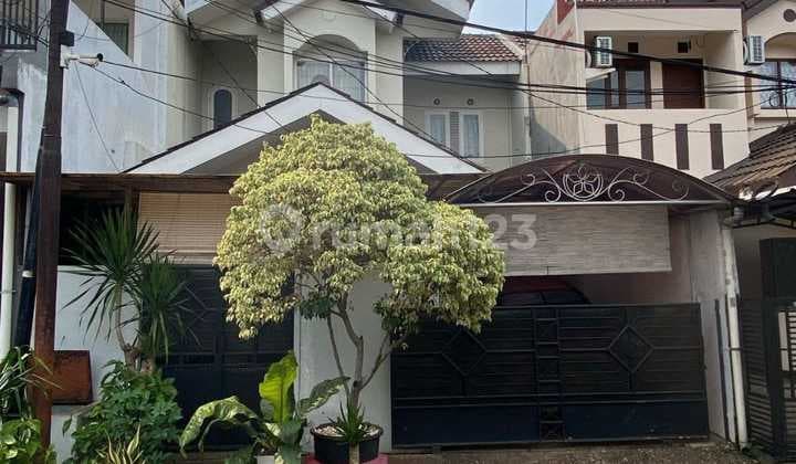 DIJUAL CEPAT RUMAH 3+1 KAMAR TANAH 126 DI VILLA GALAXY BEKASI (rr)