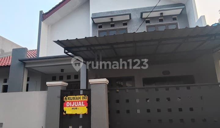 DIJUAL RUMAH 4 KAMAR DEKAT LRT JATIBENING BARU