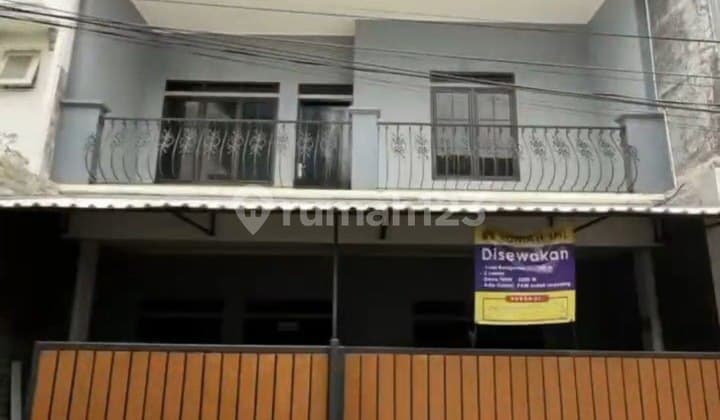 FOR RENT HOUSE IN CIPINANG MUARA SUITABLE FOR OFFICE