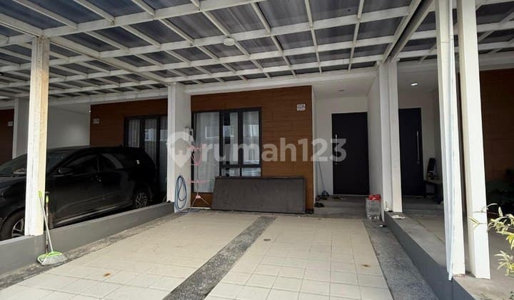 DISEWAKAN RUMAH 3 KAMAR TIDUR DI CLUSTER SHINANO JGC