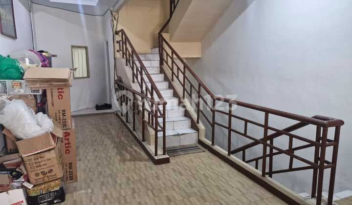 Ruko Lokasi Strategis Dekat Green Sedayu Mall, Cengkareng, Jakbar