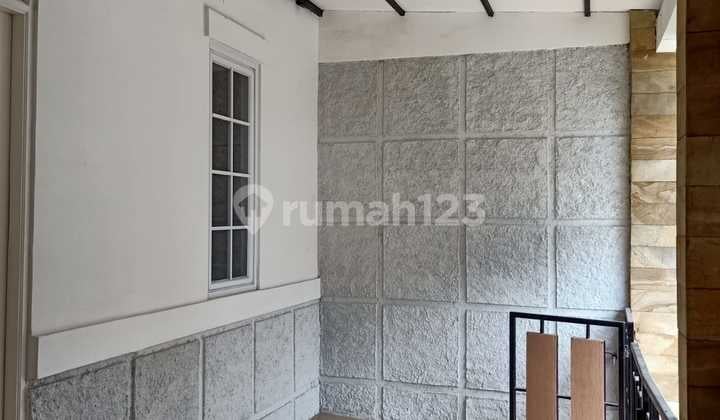 Rumah Bagus Siap Huni Di Jl Tirta Kencana Cibiru, Lippo Cikarang, Cikarang