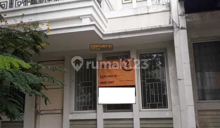 Nice Ready-to-Live House in Florencia Cluster Lippo Cikarang