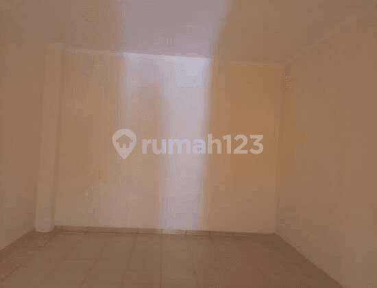 Ruko Notredame Strategis Siap Pakai di Kota Delta Mas, Cikarang