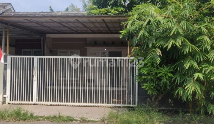 Rumah Nyaman dan Asri di Permata Legenda Kota Bekasi