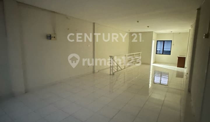 Ruko Kosong Magnetika Di Lippo Cikarang