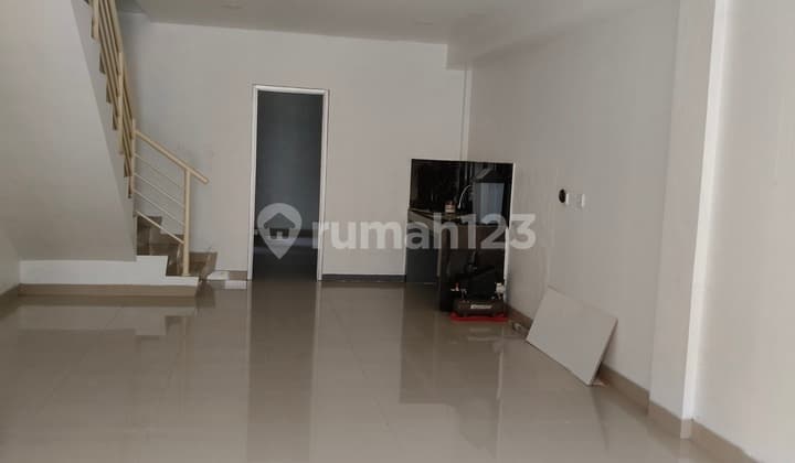 Ruko 2 Lantai Di Magnetika Lippo Cikarang. Kondisi Bersih Rapi