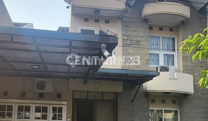 Rumah Siap Huni Murah Taman BougenvillePosisi Depan ,Meadow Green, Lippo Cikarang