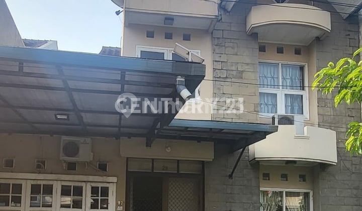 Rumah Siap Huni Murah Taman BougenvillePosisi Depan ,Meadow Green, Lippo Cikarang