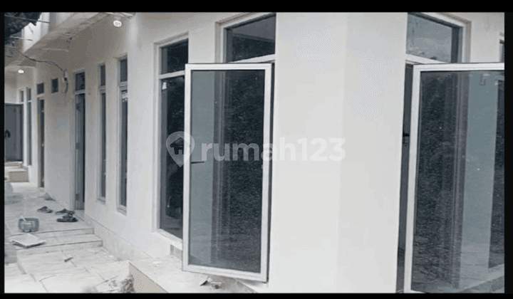 Rumah Bagus Posisi Hook Siap Huni Di Cluster Meadow Green