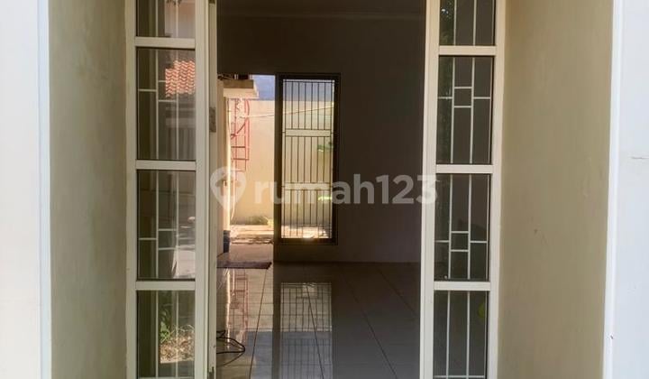 Rumah Bagus Murah Di Cluster Le Vesta Lippo Cikarang, Cikarang