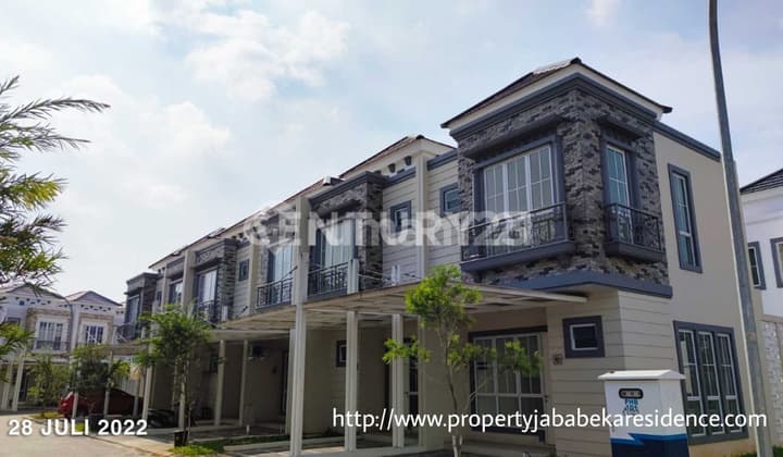 Rumah Bagus 2 Lantai Di Monaco Town House Jababeka, Cikarang