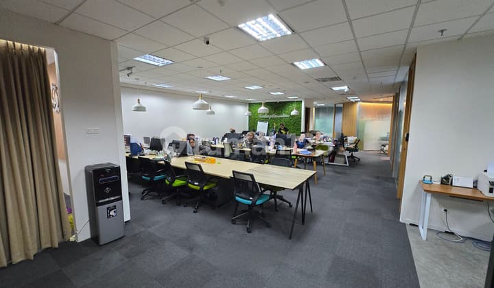 Office Unit di St. Moritz Office Tower - Fully Furnished