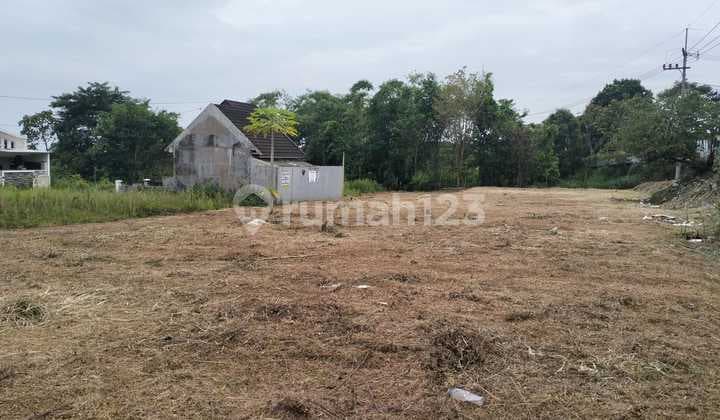 Rumah Kost 17 Kamar Free Furnish Area Joyoagung