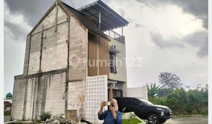 Villa Inden Bangun Area Batu dengan View Pegunungan