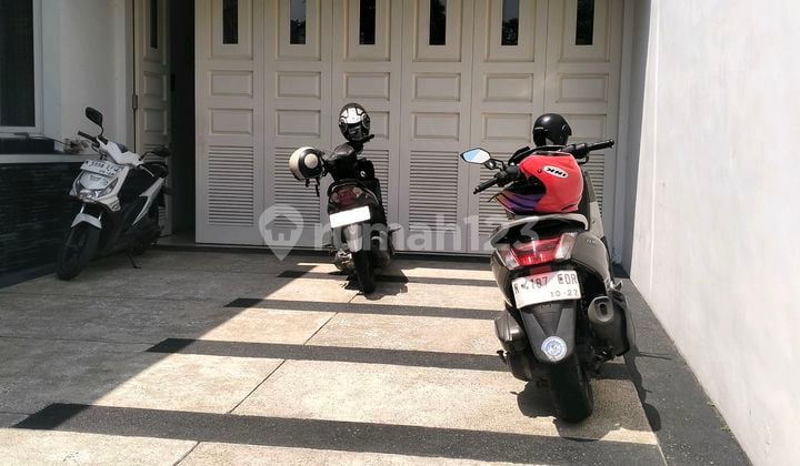 Rumah Secondary Full Furniture Dekat Kampus Binus