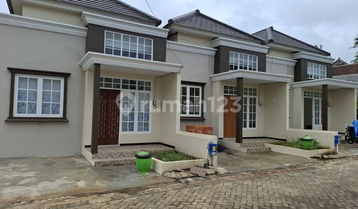 Villa Puncak Dikota Malang Dekat Gor Ken Arok