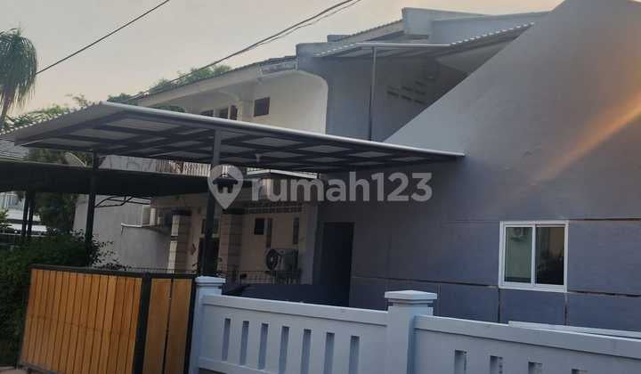 Rumah Hoek 1 Setengah Lantai Bagus Gading Serpong