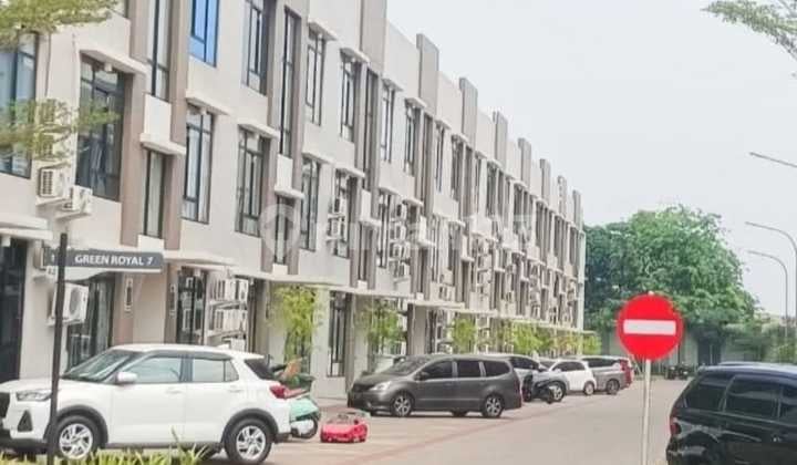 Rumah Bagus Minimalis Sewa Green Royal Condo House Semanana