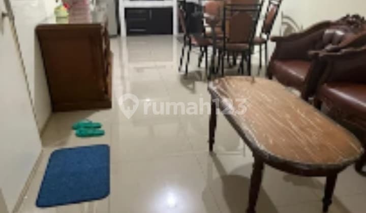 Neat and Ready-to-Occupy House in Sector 6 Gading Serpong