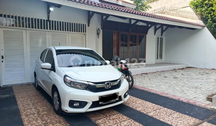 Rumah Di Lokasi Strategia Di Puri Indah, Jakarta Barat