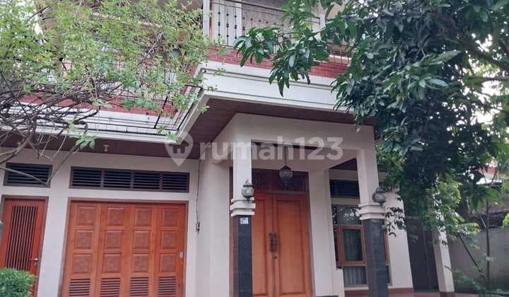 Rumah Gede 2 Lantai Di Bintaro Jaya Tangerang Selatan