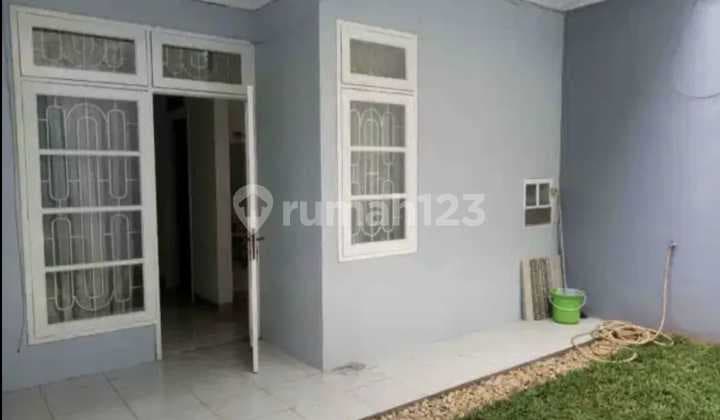 Rumah Bagus Rapi Siap Huni Dekat Mall di Kota Wisata