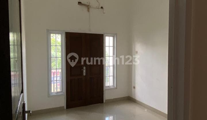 Rumah Bagus 2 Lantai Strategis di Citra Grand