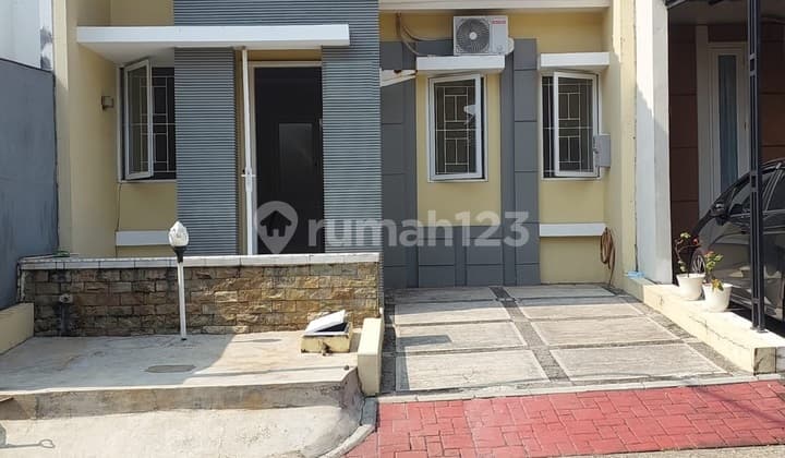 Rumah Siap Pakai Bagus Rapi Dalam Cluster di Legenda Wisata