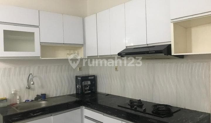 Rumah Bagus Siap Huni Rapi Dekat Penabur di Kota Wisata