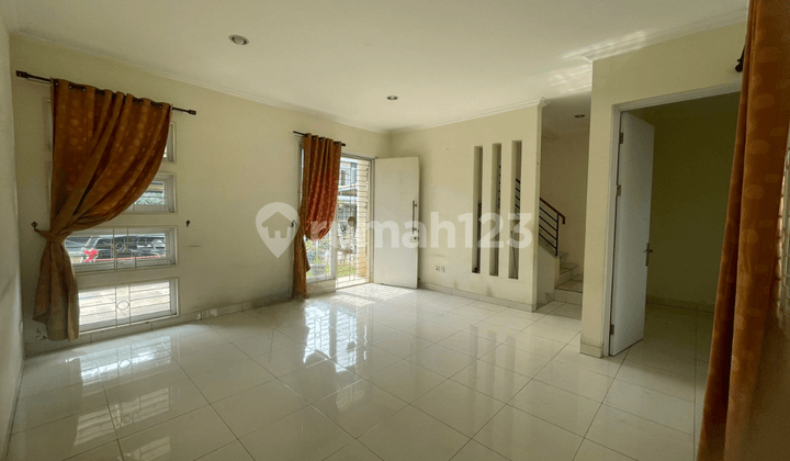 Rumah 2 Lantai Strategis di Cluster Depan Legenda Wisata