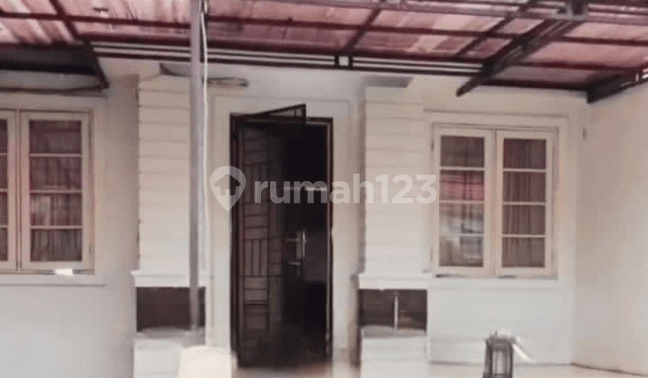 Butuh Jual Cepat Rumah Murah Bagus di Legenda Wisata