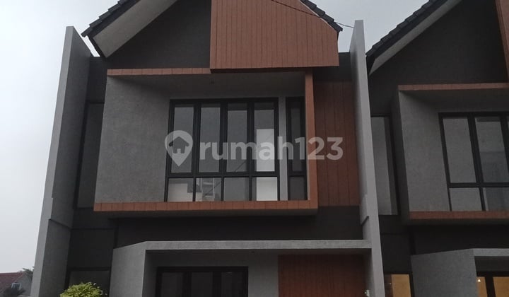 Rumah Baru 2 Lantai Dekat Stasiun Rawabuntu Bsd