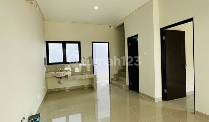 The Northbend Metland House, Ready for Handover