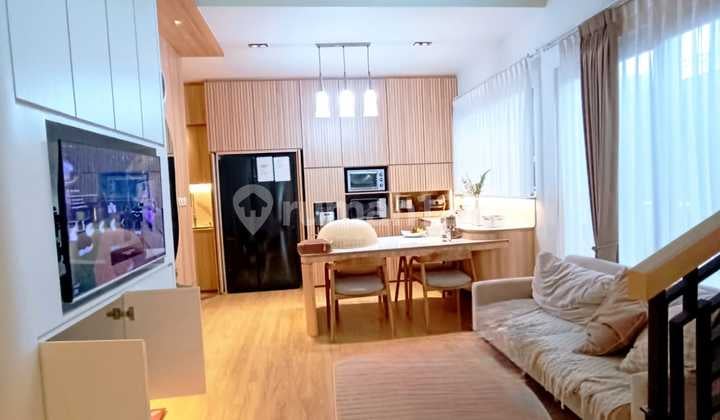 Stop Scrolling Rumah Hook Mewah Full Furnished di Pondok Kelapa Jakarta Timur!