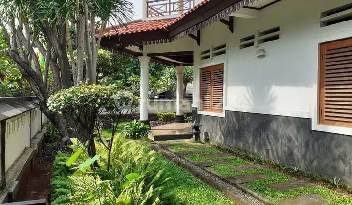 Berada di Rumah Mewah, Rasakan Class & Comfort Sekaligus"