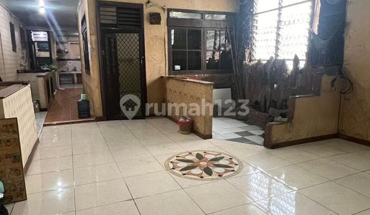 Rumah Siap Huni Dalam Komplek Elit Cempaka Putih