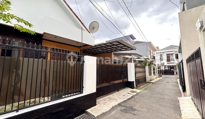 Rumah Murah Tebet Timur Luas 138M2 Dekat Stasiun & Bebas Banjir.