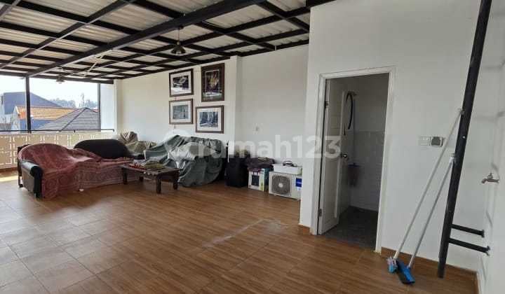 Hunian Bebas Banjir Duren Sawit 7 Parkir Mobil Cocok Kantor dan Usaha Dekat Tol