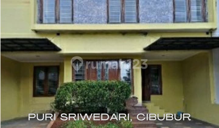 Rumah Asri 2 Lantai Plus Backyard Puri Sriwedari, Cibubur - SHM